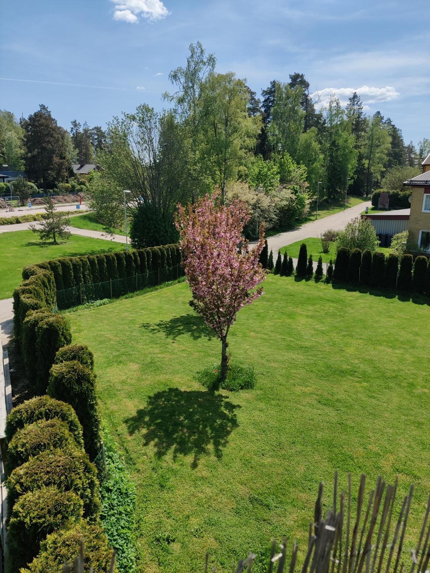 Luxury Villa 130 M2 Centrally Katrineholm Buitenkant foto