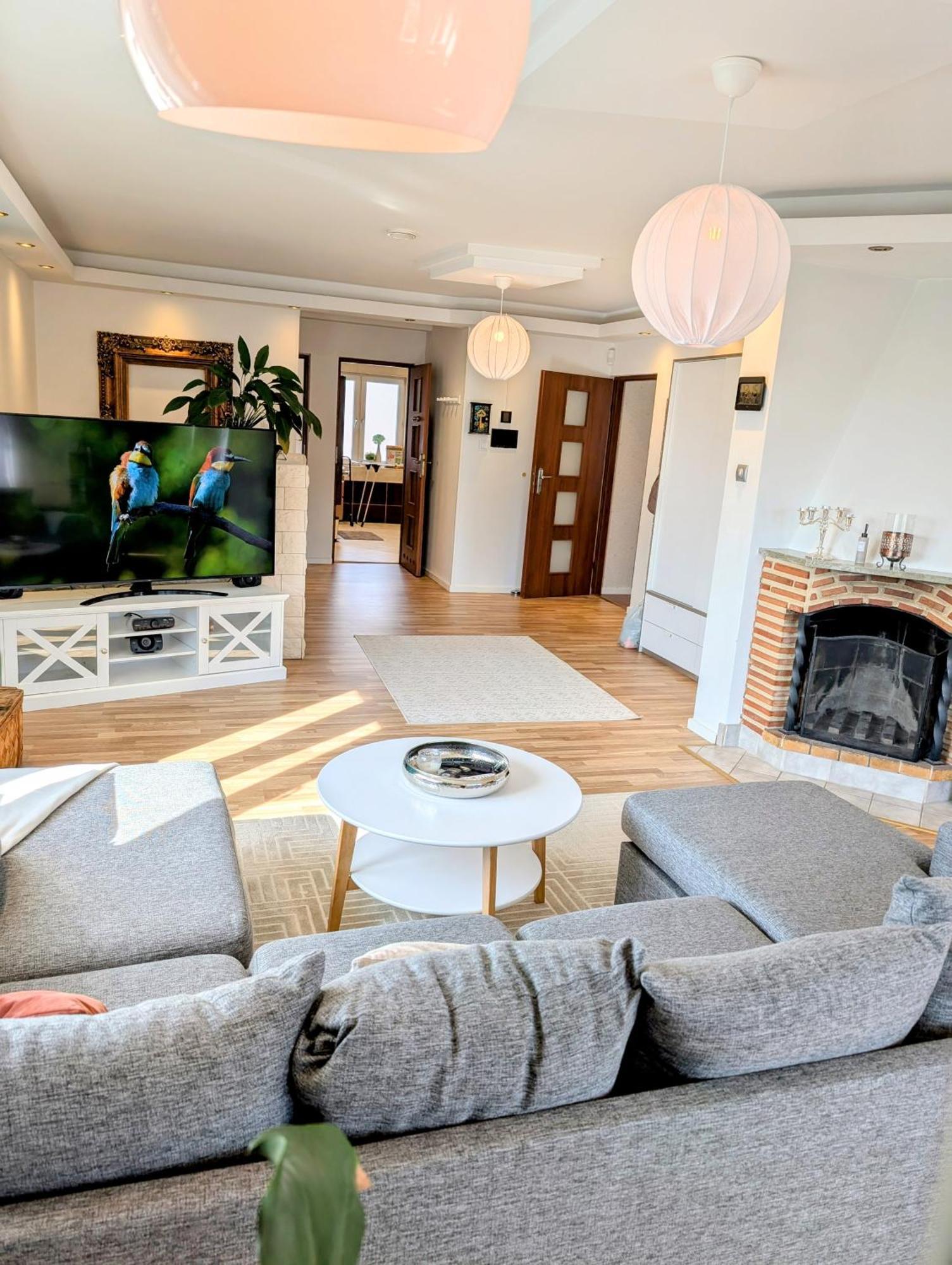 Luxury Villa 130 M2 Centrally Katrineholm Buitenkant foto